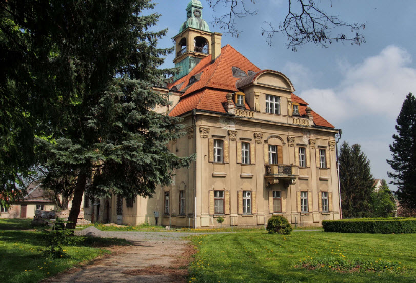 Zámek - Hrochův Týnec, Czech Republic (Czechia)